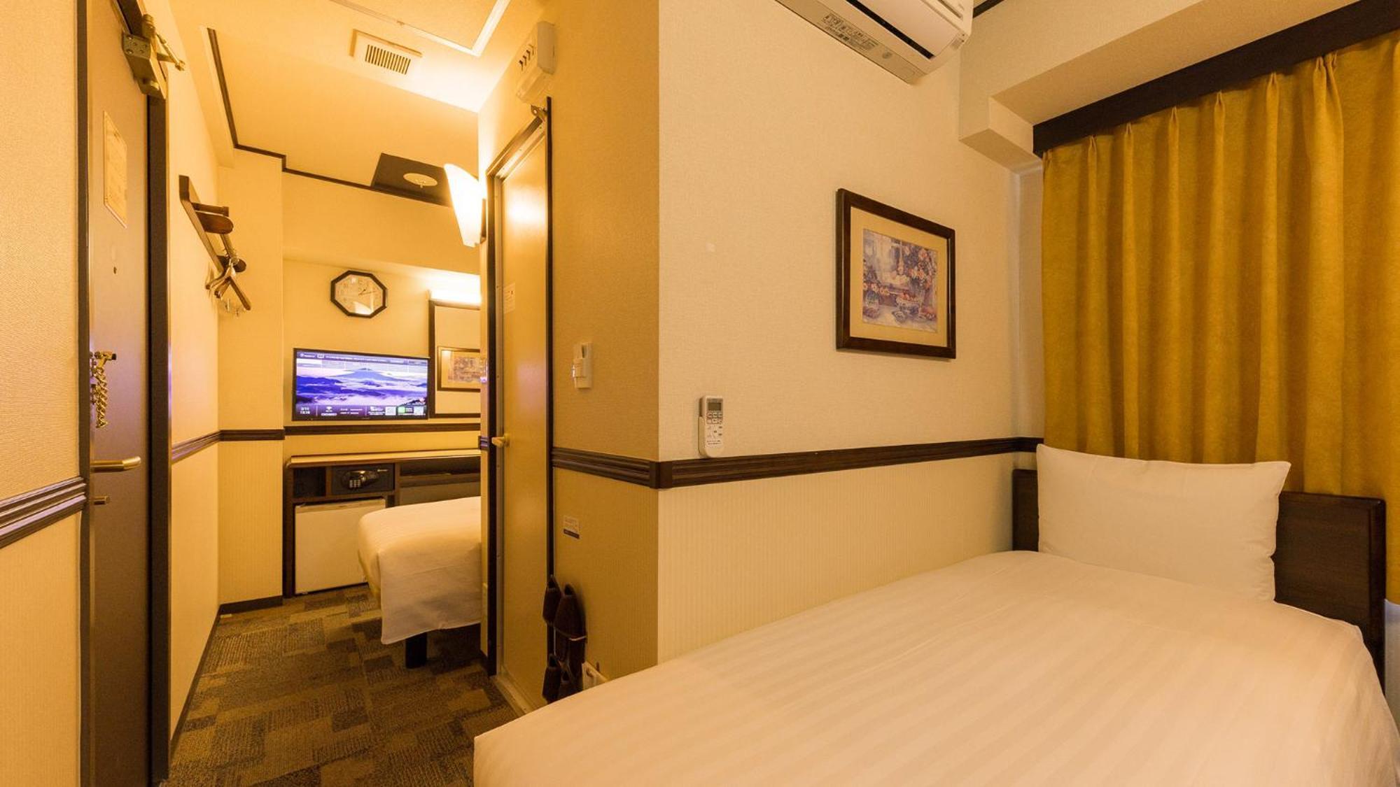 Toyoko Inn Osaka Shinsaibashi Nishi Номер фото